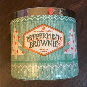 Bath & Body Works Peppermint Brownie 3 wick Candle